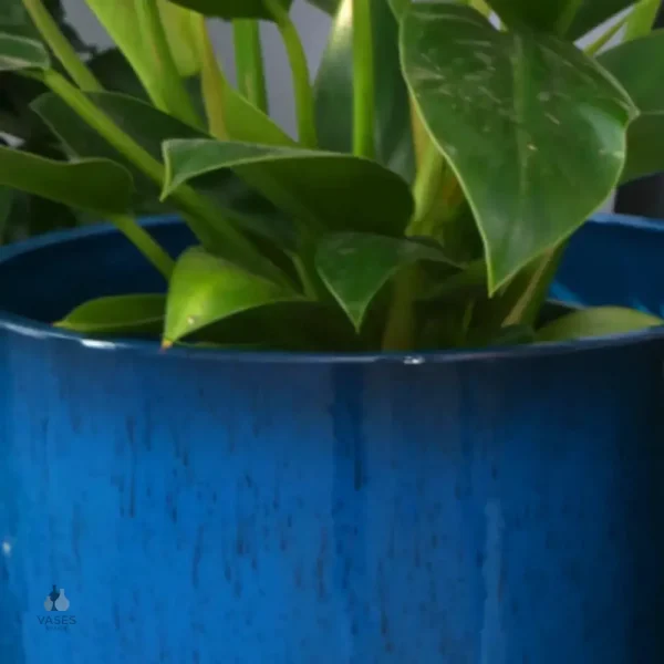 Grand pot de jardin en bleu canard