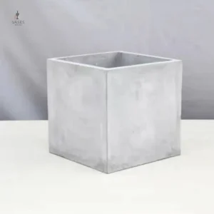 Pot de fleur carré pour une décoration moderne
