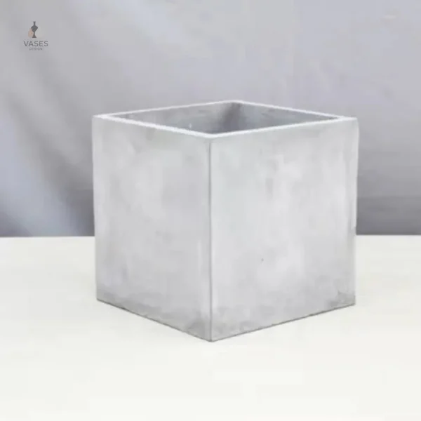 Pot de fleur carré pour une décoration moderne