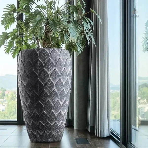 Grand pot de jardin en style contemporain