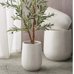 Grand pot design pour embellir votre décoration