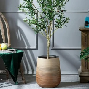 Grand pot de fleurs pour décoration intérieure