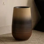 Pot de fleur intérieur au design minimaliste
