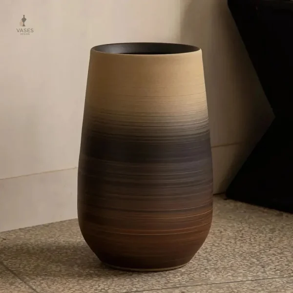 Pot de fleur intérieur au design minimaliste