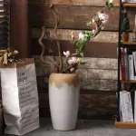 Vase stylé à placer sur le sol