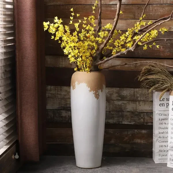 Vase spacieux pour bouquets et arrangements