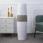Vase à poser au sol, pièce maîtresse décorative