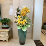 Vase à poser au sol, une pièce maîtresse décorative