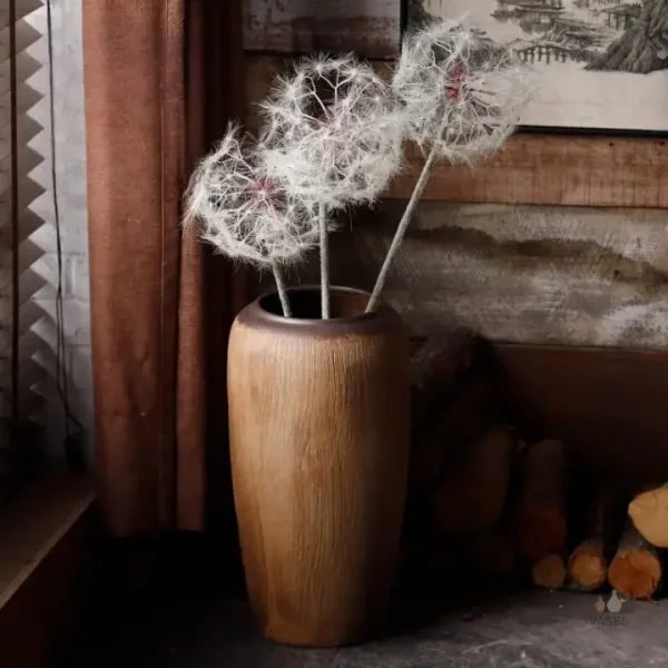 Vase en sol pour embellir votre décoration extérieure