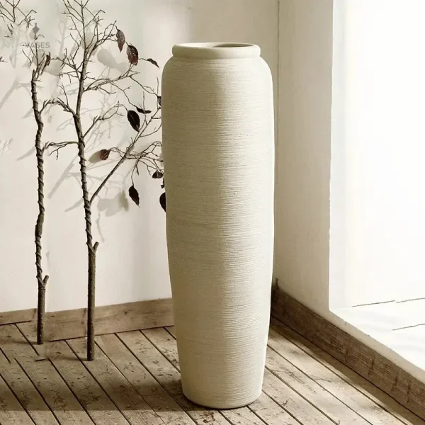 Grand vase contemporain pour une touche de nature