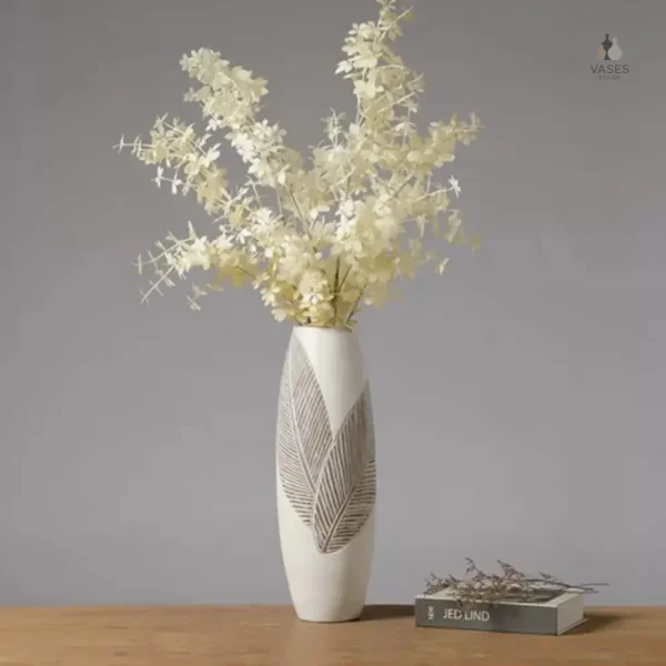 Grand vase décoratif blanc, polyvalent et élégant