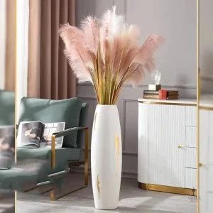 Vase moderne en céramique blanche et or