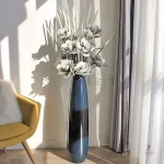 Grand vase bleu élégant en céramique