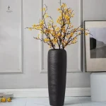Vase sur pied en céramique pour un style moderne