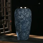 Vase en céramique de grande taille, style asiatique