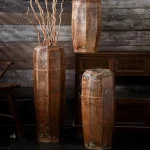 Vase de sol haut pour embellir un espace de vie