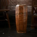 Vase sur pied pour une décoration intérieure stylée