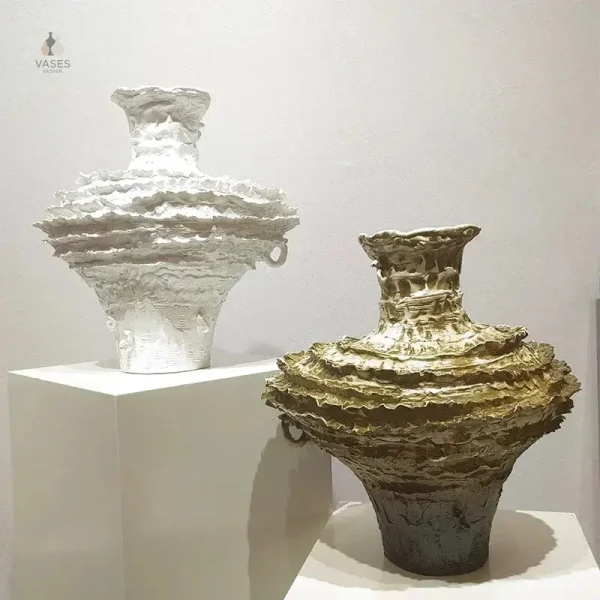 Vase design en céramique, idéal pour fleurs