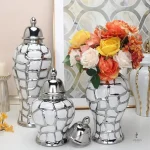 Vase design pour une touche artistique dans votre salon