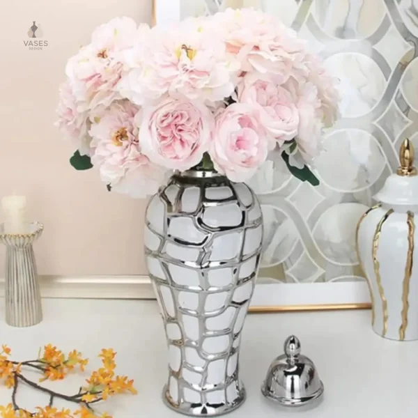 Vase sculptural pour un accent décoratif chic