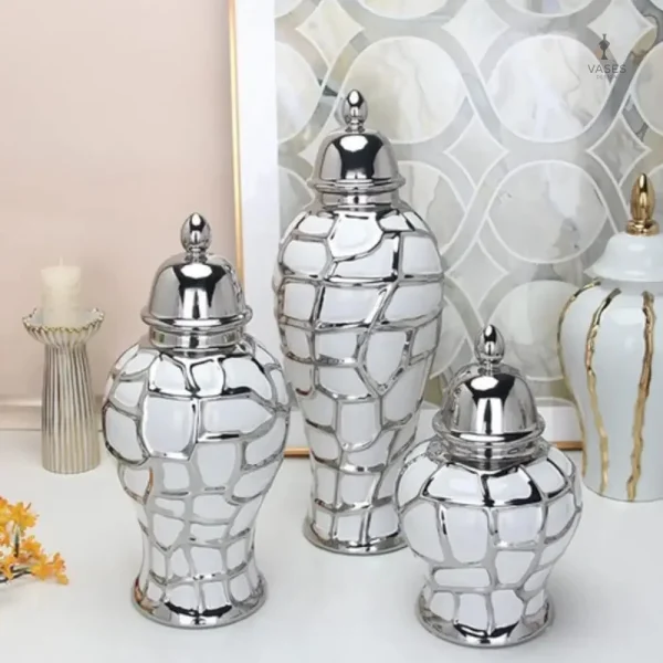 Vase décoratif en céramique pour intérieur stylé