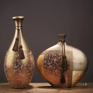 Grand vase design pour décoration intérieure