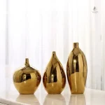 Vase décoratif doré, finition brillante