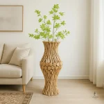 Vase en bois au design élégant et naturel