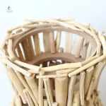 Grand vase en bois, pièce décorative moderne