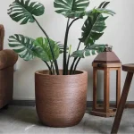 Vase en terre cuite pour jardin ou balcon