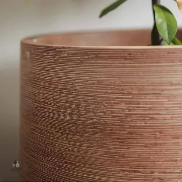 Gros pot pour décoration de terrasse ou salon