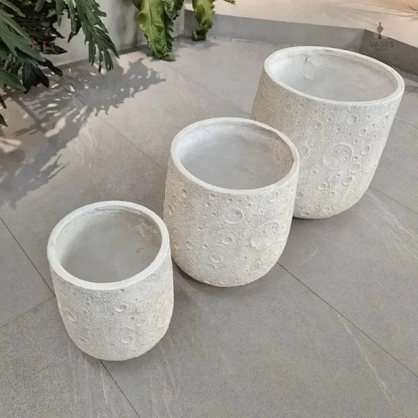 Vase de jardin design pour plantes généreuses