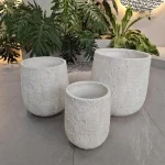 Gros pot de fleur pour une touche décorative unique