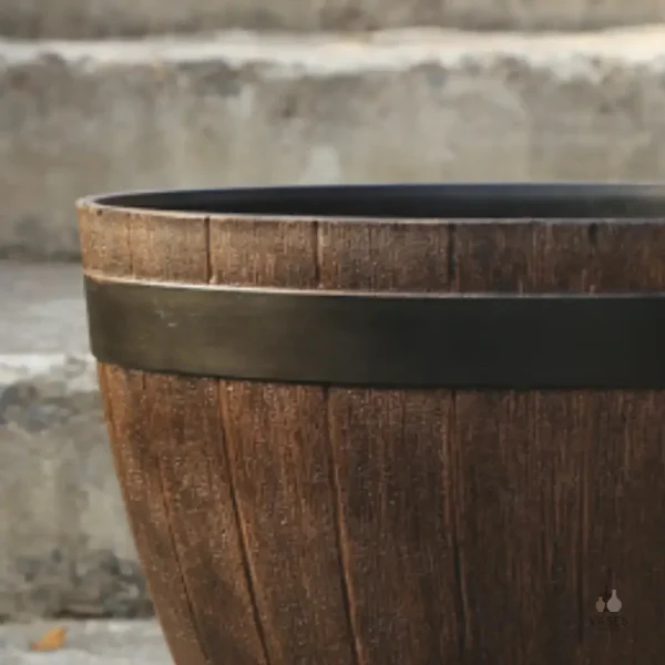 Pot de fleur en plastique pour décoration extérieure