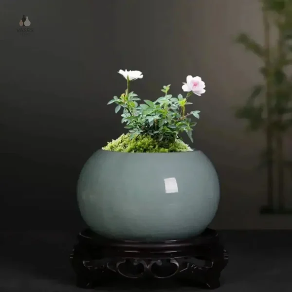 Pot de fleur en céramique design et élégant