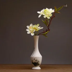 Vase en céramique aux couleurs vives et élégantes