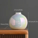 Vase artisanal coloré pour embellir votre décor