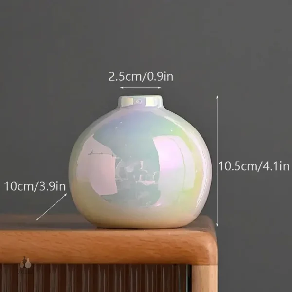Vase artisanal coloré pour embellir votre décor