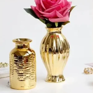 Petit vase doré élégant pour décoration intérieure