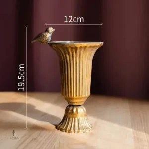 Vase médicis décoratif, style classique, petite taille