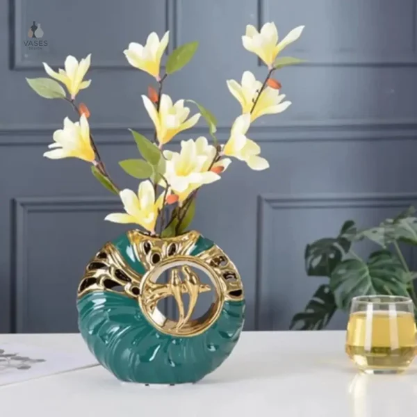 Vase en céramique vert, parfait pour les petites plantes
