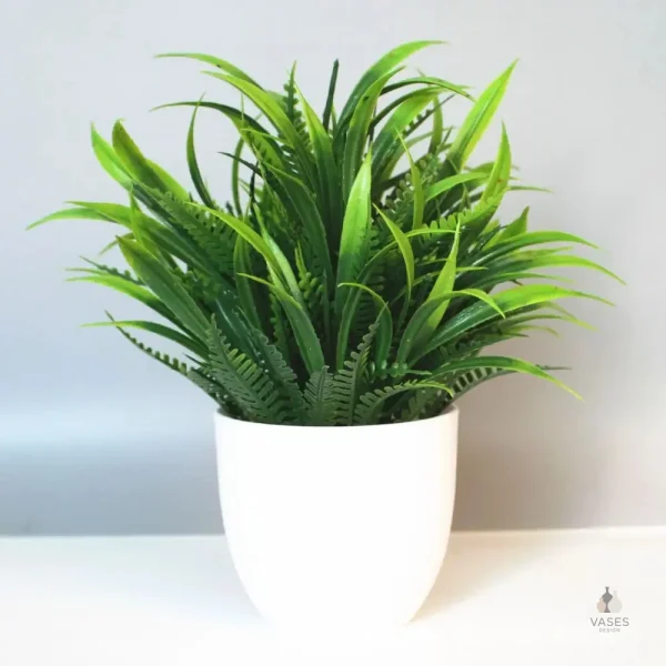 Fleurs artificielles élégantes pour bureau