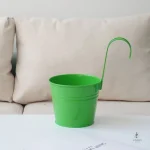 Pot de fleurs suspendu pour balcon