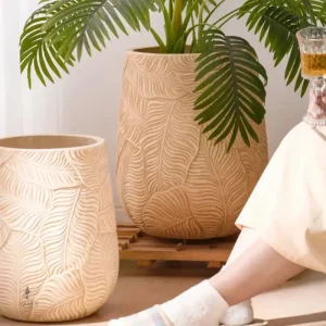 Contenant pour plantes en couleur neutre