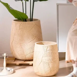 Accessoire de jardinage beige et moderne