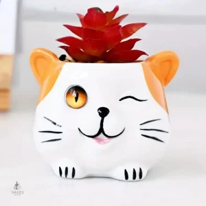 Pot de fleur en forme de chat mignon