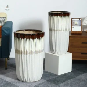 Pot de fleurs XXL au design contemporain pour votre espace
