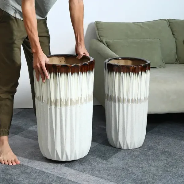 Pot décoratif XXL idéal pour les grandes plantes d'intérieur