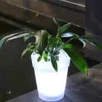 Pot décoratif lumineux pour jardin