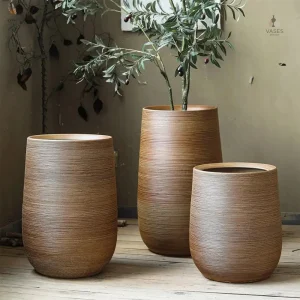 Grand pot de fleur en céramique élégante